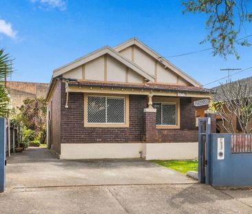 Three-Bedroom Family Home in Prime Belmore Location - Photo 5
