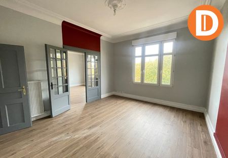 Location Appartement 5 pièces 104m² - Photo 3