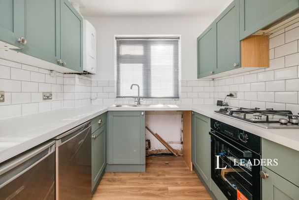 2 bedroom maisonette to rent Stamford Green Road, Epsom, Surrey, KT18 - Photo 1