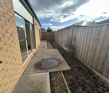 26 Rejoice Street, Tarneit VIC, Belconnen - Photo 6