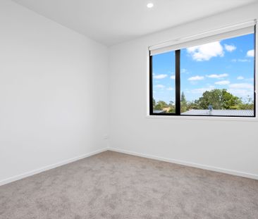 Tamora Lane Gem: Immaculate 3-Bedroom Townhouse For Rent - Photo 5