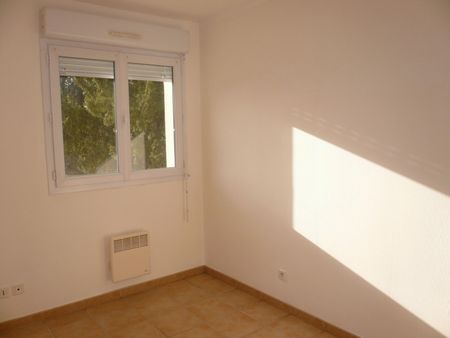 Location Appartement 3 Pièces 35 m² - Photo 2