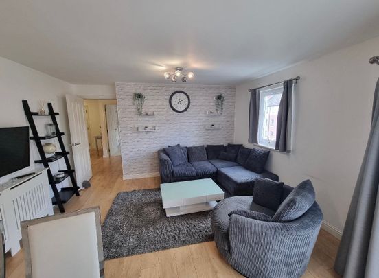 2 Bed Flat, Raploch Avenue, G14 - Photo 1