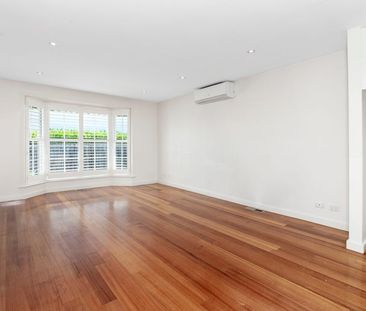 2/4 Ardoyne St, Black Rock VIC 3193 - House For Rent | Domain - Photo 1