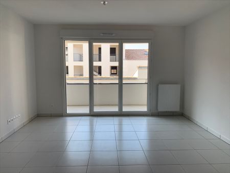 Location Appartement 2 pièces 43m² - Photo 5