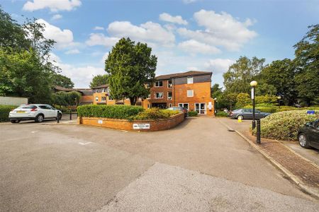 2 bedroom retirement property to rent - Photo 2