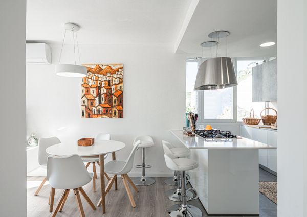 APARTAMENTO T3 MOBILADO EM CARNAXIDE