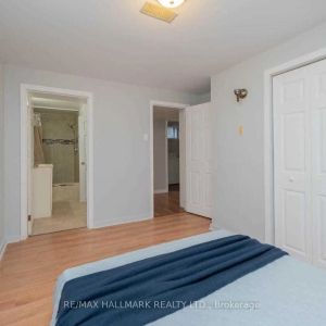 218 Silverbirch Drive #Lower Unit - Photo 2