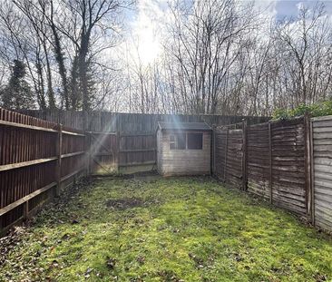 Glenwood Court, Farnborough, GU14 - Photo 1