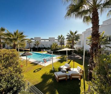 Alquiler de chalet adosado en Calle Campo Europa de Cala Golf - Photo 3