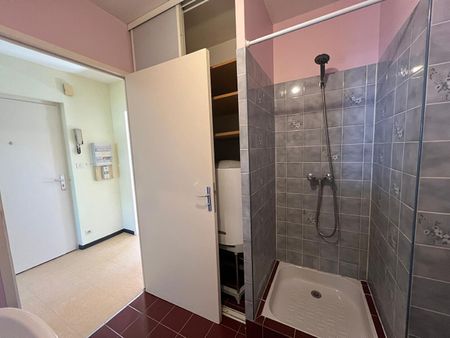 Location Appartement 2 pièces 35m² - Photo 4