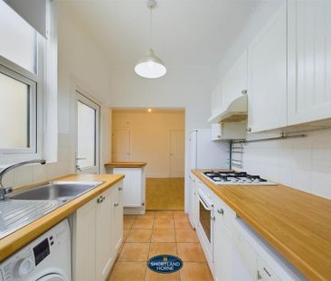 2 bedroom terraced house to rent - Photo 2