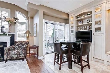 For Lease - 2113 Pinevalley Crescent, Oakville, Ontario - Photo 4