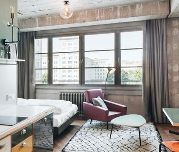 Deluxe Balcony - Short Term - Floor 4 - Photo 1