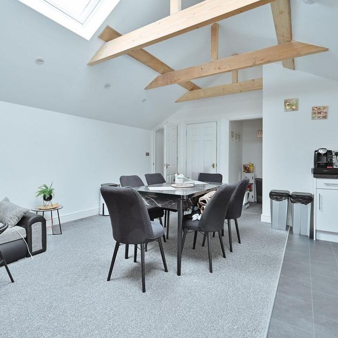 1 bedroom property to rent - Photo 1