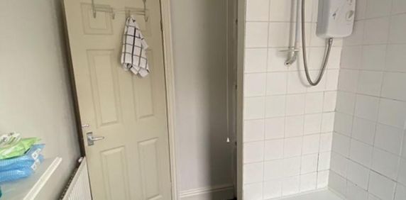 4 bedroom house share to rent - Photo 2