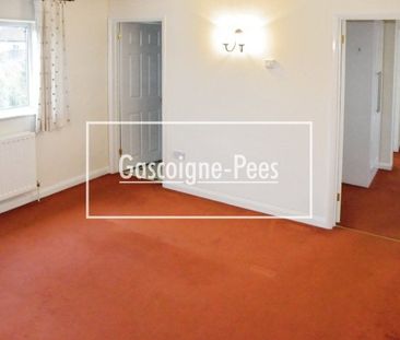 Worsley Road, Frimley, GU16 - Photo 5