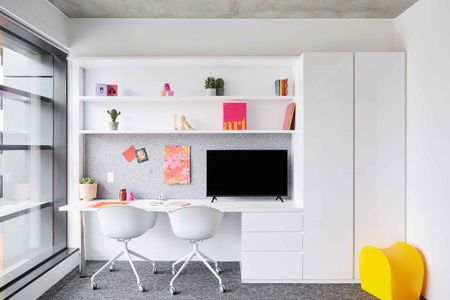 Ultra Studio, King Bed - Photo 4