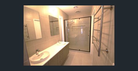 65 Hardwood Grove, Donnybrook, Vic 3064 - Photo 2