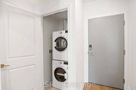 30 Upper Mall Way #1908 - Photo 4