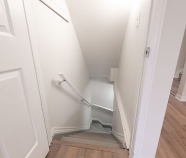 For Lease - 57 Lee Crescent, Barrie, Ontario - Photo 3