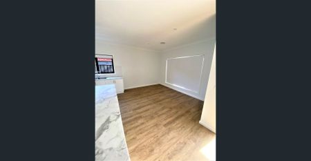 Quality Central Two Bedroom Unit - Photo 3