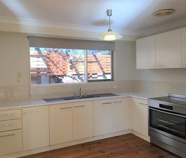 10 Oldham Place, Swinger Hill ACT 2606 - Townhouse For Rent | Domain - Photo 5