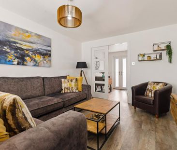 2 bedroom semi-detached house to rent - Photo 2