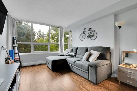 For Lease - 1500 Riverside Drive Unit# 303, Alta Vista and Area, Ontario - Photo 4