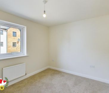 Laurie Close, Yate, Bristol - Photo 1