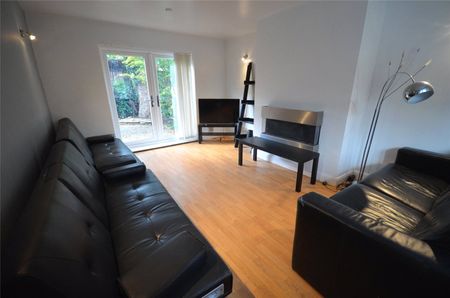 Blackburn Gardens, West Didsbury, Manchester, M20 3YH - Photo 4