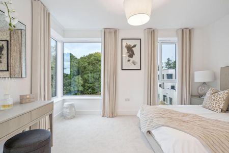 5 bedroom end of terrace house to rent - Photo 5