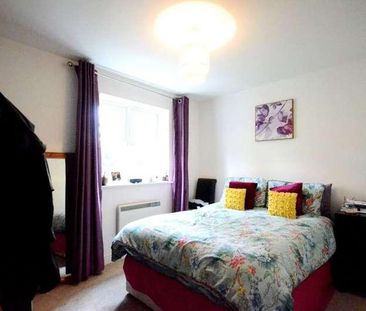 St. Catherines Wood, Park Road, Camberley, GU15 - Photo 3