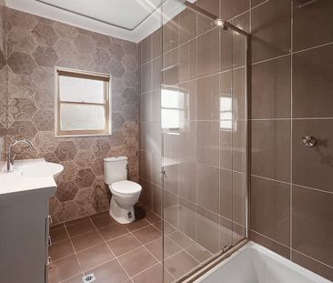 Renovated family home! - Photo 4