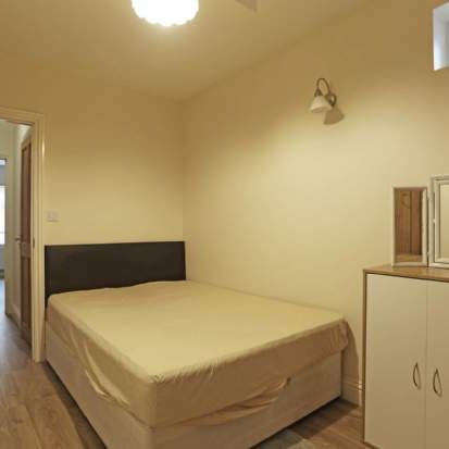 1 bedroom property to rent in Ilford - Photo 1