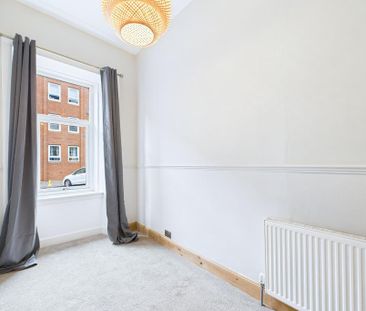 1 bedroom ground floor flat to rent - Photo 3