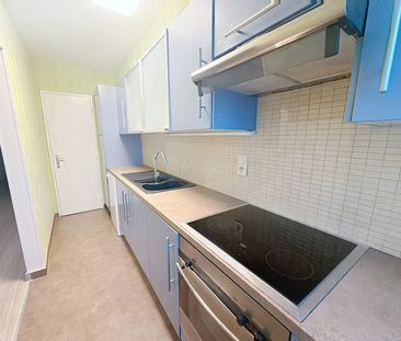 Gezellig appartement nabij centrum Dilbeek. (1e verdieping - lift a... - Photo 6