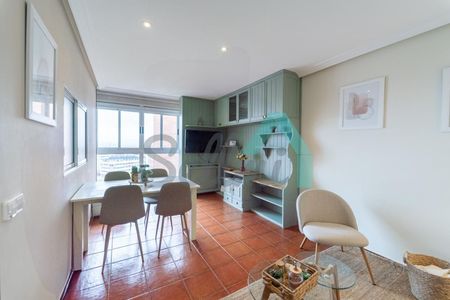 Alquiler de dúplex en Calle Padre Suarez - Photo 3