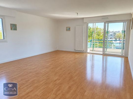Location Appartement 3 pièces 74m² ST NAZAIRE 44600 - Photo 1