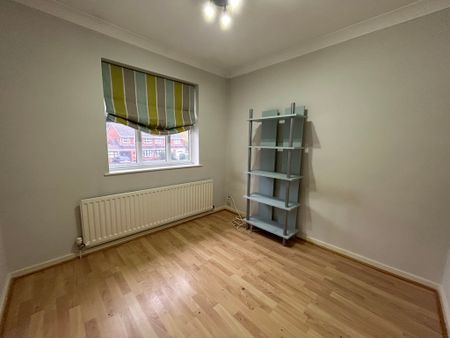 Dunton Hall Road, Shirley - Photo 5