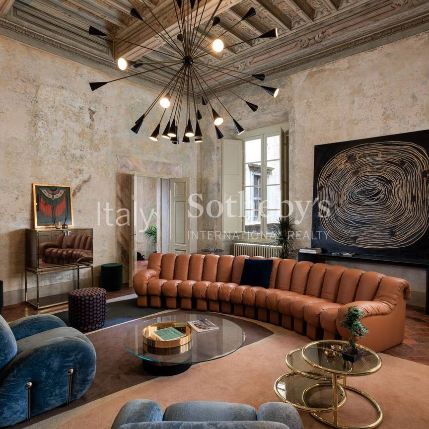 Residential property for Rental in Firenze (Italy) - Photo 1