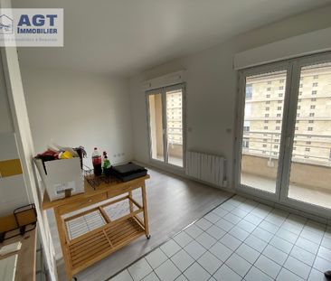 Location Appartement 1 pièce 31m² BEAUVAIS 60000 - Photo 2