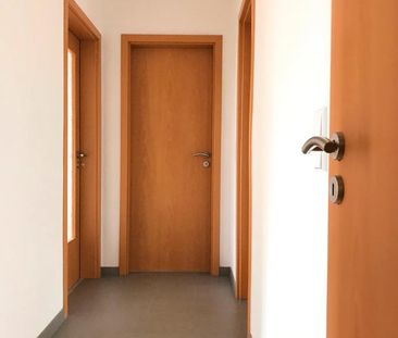 Gemütliche 3 Raum Wohnung - Tageslichtbad mit Wanne ! - Photo 6