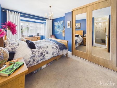 15 Rossdale Gardens, Belfast, BT8 6XG - Photo 4