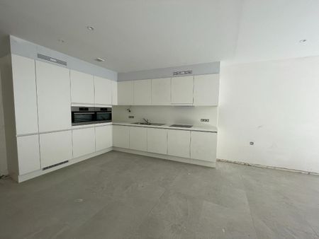 Ruim duplexappartement met twee slaapkamers en terras - Photo 5