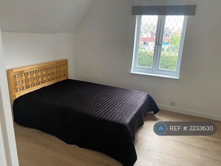 2 bedroom end of terrace house to rent - Photo 3