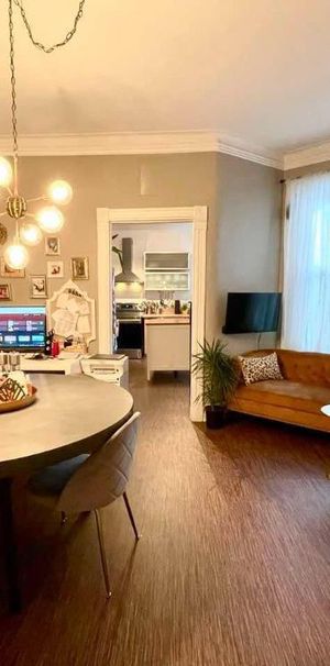 Superbe 5 1/2 de 1200 pi2 alliant cachet d’époque et confort dans HOMA - Photo 1