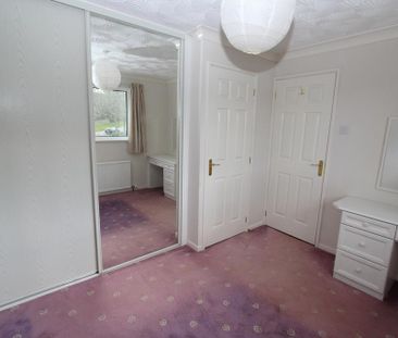 3 bedroom semi-detached house to rent - Photo 2