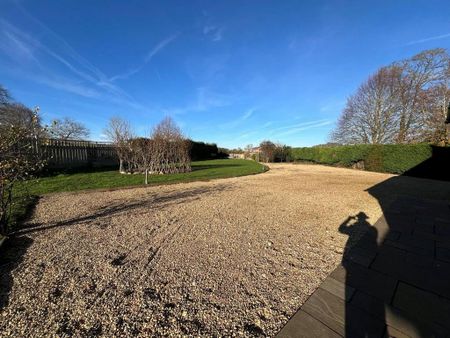 3 bedroom detached house to rent - Photo 5