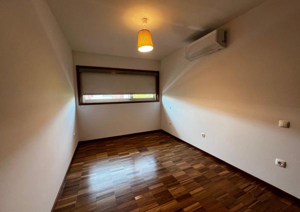 Apartamento T3 Duplex em pleno centro da cidade na Urbanização da Forca - Aveiro